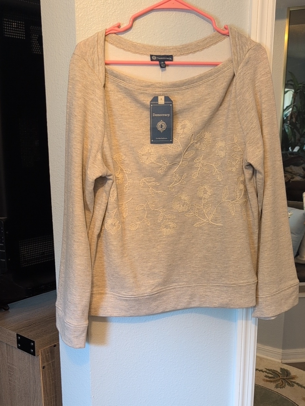 Democracy Beige Floral Embroidered Scoop Sweatshirt Brand New